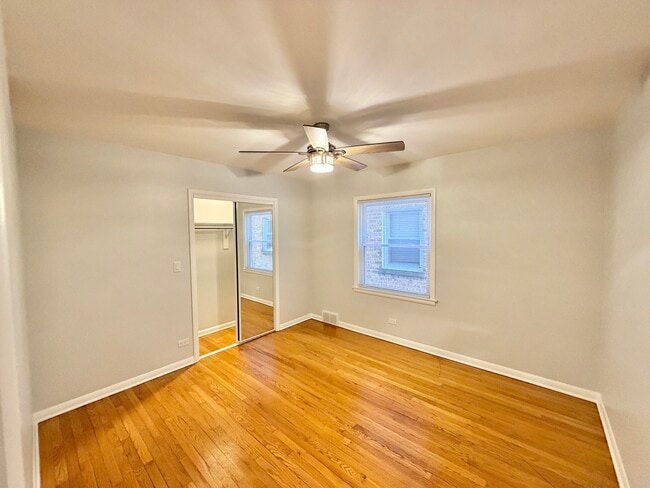 Building Photo - 5626 N Central Ave