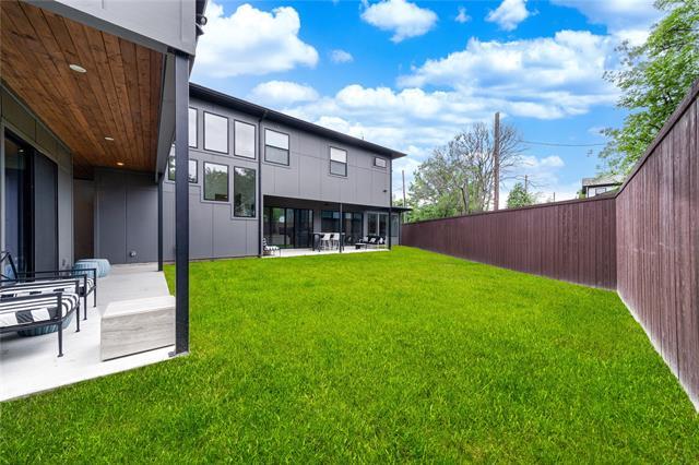 Building Photo - 9753 Mixon Dr