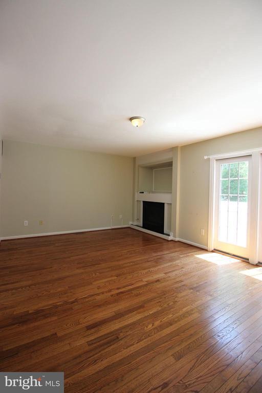 Building Photo - 12058 Edgemere Cir