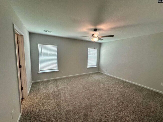 Building Photo - 907 Blenheim Wy