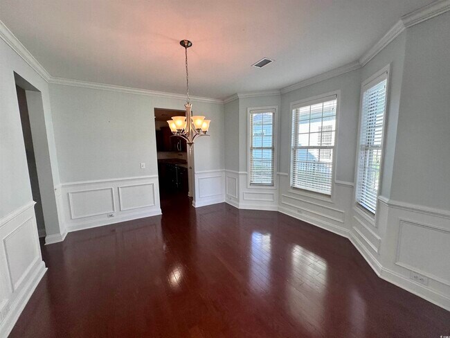 Building Photo - 634 Plantation Oaks Dr