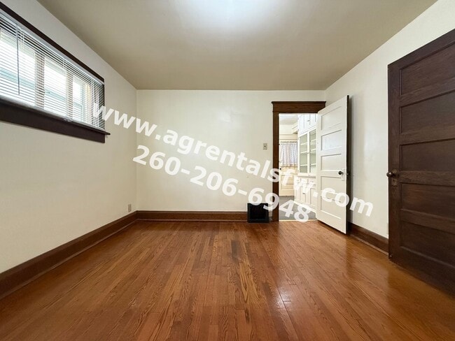 Building Photo - 919 Rivermet Ave