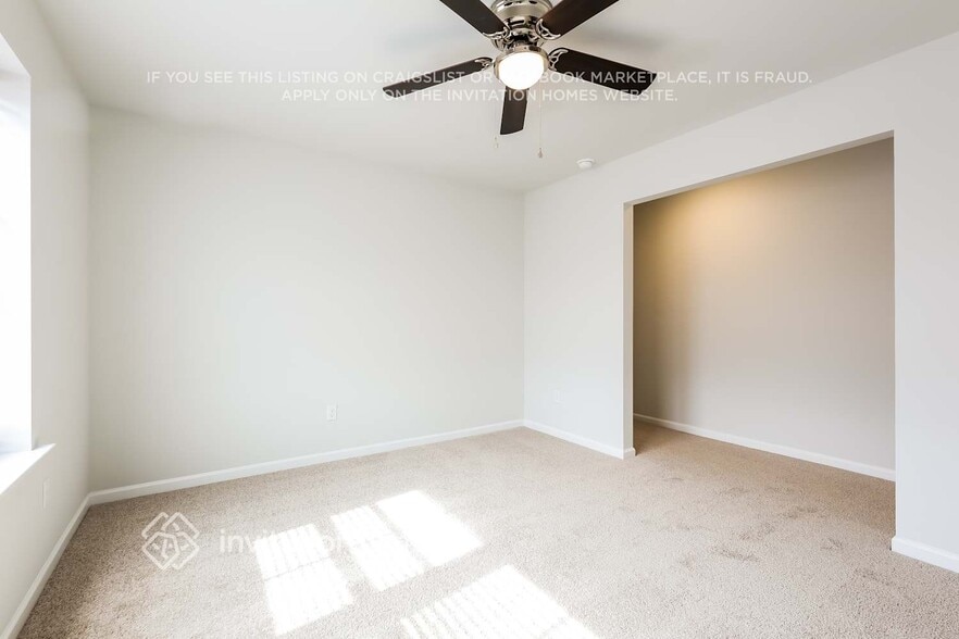 Building Photo - 205 White Flds Ave