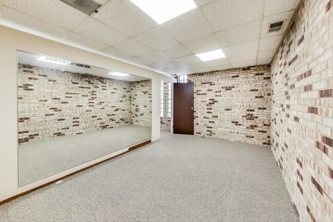 Building Photo - 3439 Grand Ave