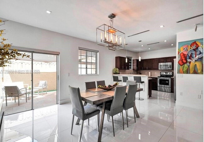 Building Photo - 7565 NW 177th Terrace