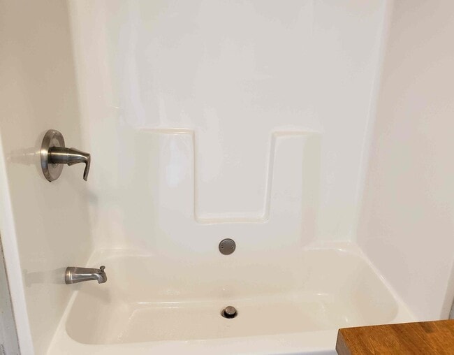 Building Photo - Olney Mobile Home Park