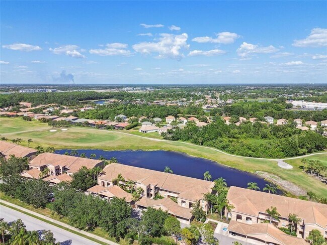 Building Photo - 1003 Fairwaycove Ln