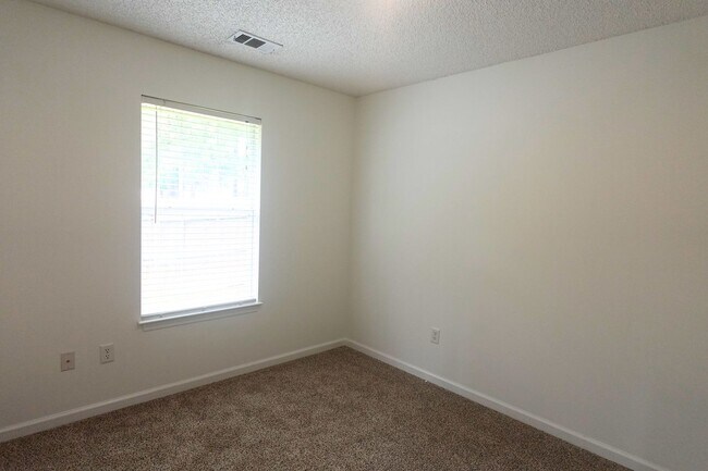 Building Photo - Available Soon!