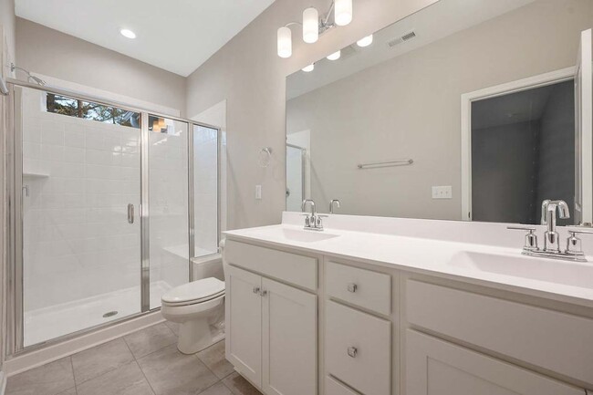 Building Photo - 3/3 Townhome beside Centennial Campus & Cl...
