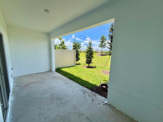 Building Photo - 12813 SW Forli Wy