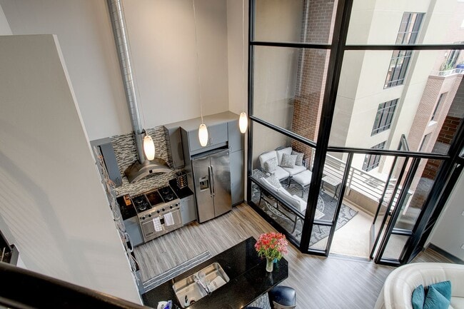 Building Photo - Heart of Old Town!!  Lofted Furnished Rental.  2 Parking Spots. Modern Living Resort!!  Front doo...