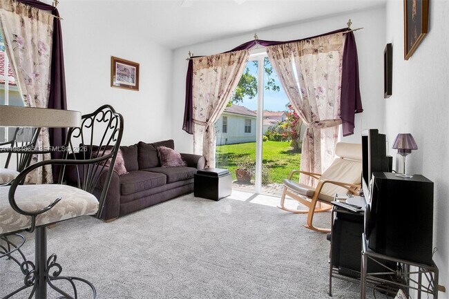 Building Photo - 18860 SW 25th Ct