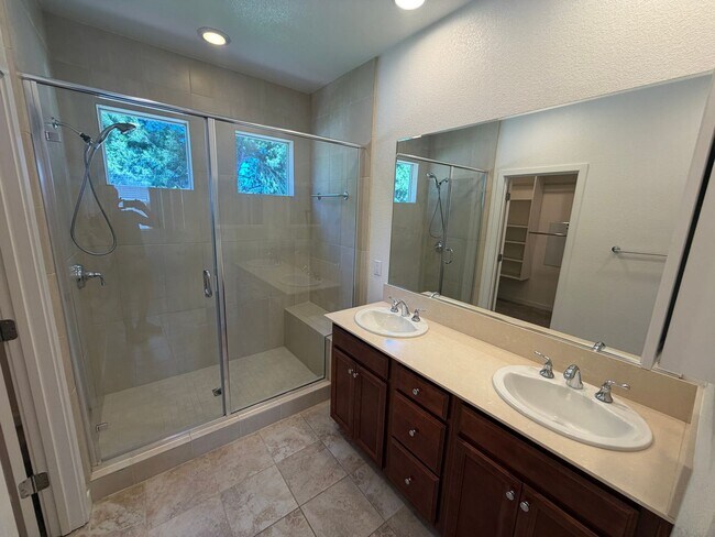 Building Photo - 3 bedroom | 2.5 bathroom | McKinley Village Single Family Home