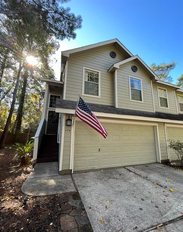 Building Photo - 174 S Walden Elms Cir