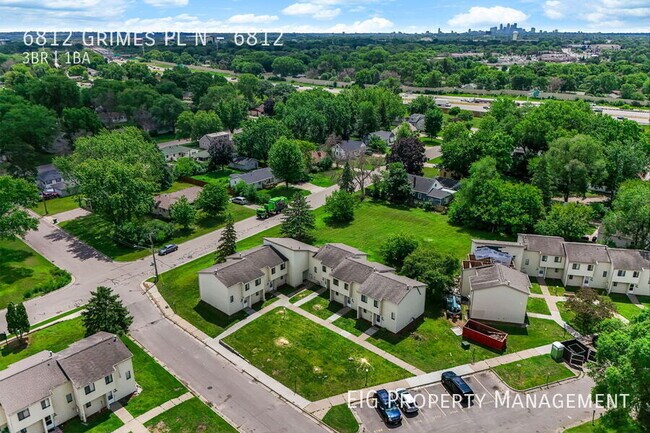 Building Photo - 6812 Grimes Pl N