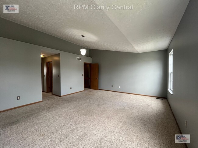 Building Photo - Spacious 4-Bedroom Home with Fenced Backyard, Deck, and 2-Car Garage