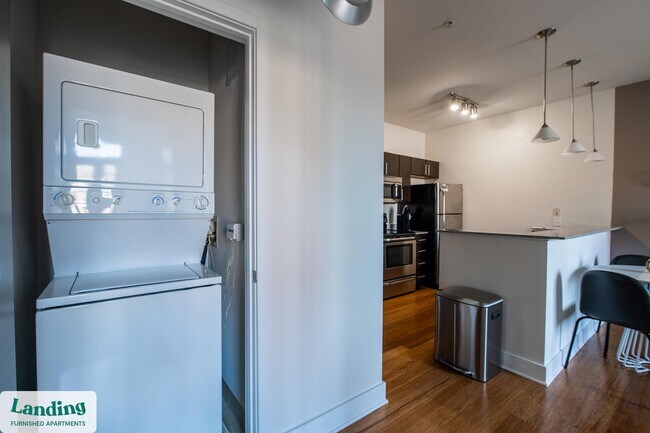 Building Photo - 1820 E Broad St