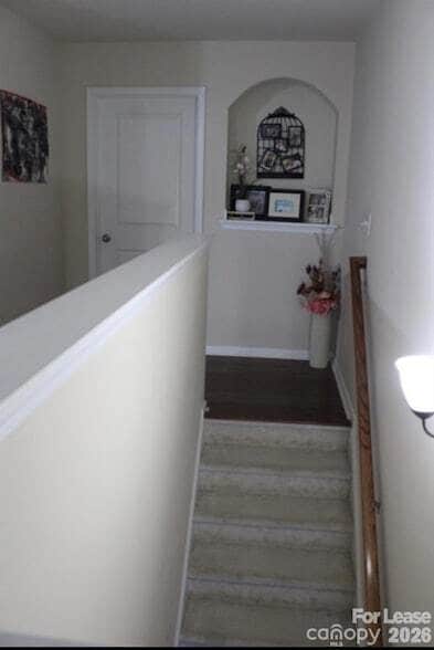 Building Photo - 6125 Kilchurn Dr