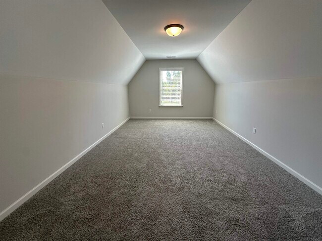 Building Photo - 5170 Saffron Spg Rd