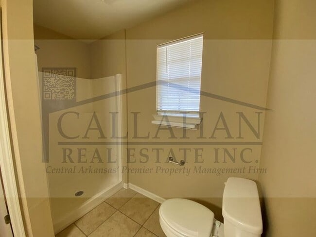 Building Photo - Jacksonville 4 Bedroom Home