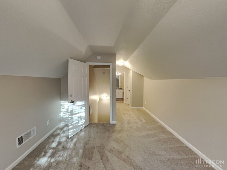 Building Photo - 4615 Derby Loop