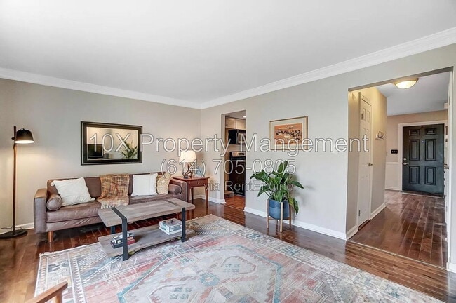 Building Photo - 2566 Shore Line Ln