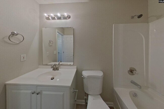 Building Photo - 61 Bluebead Ct