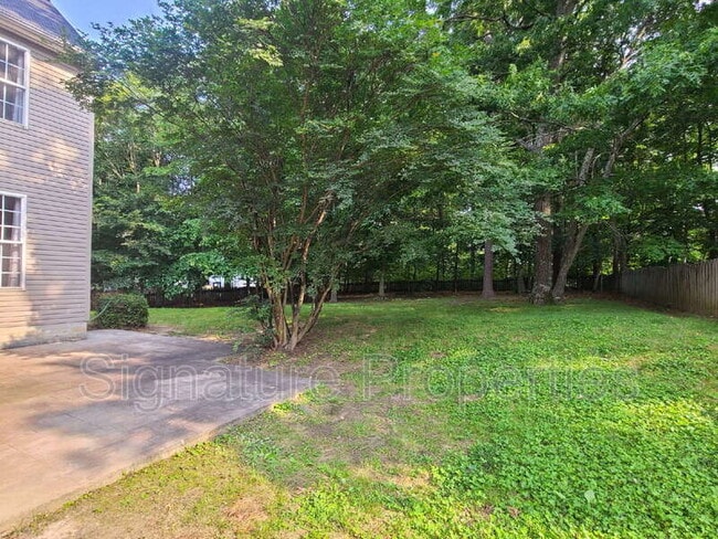 Building Photo - 4002 Mossy Bank Ln