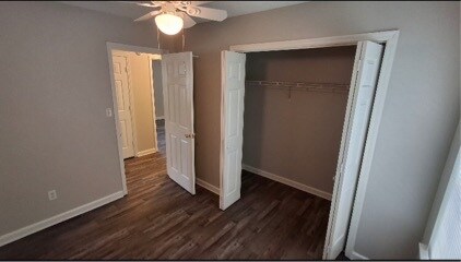 Building Photo - 205 Buffalo Creek Dr