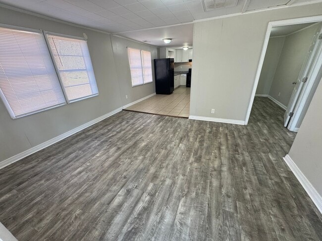 Building Photo - Graysville