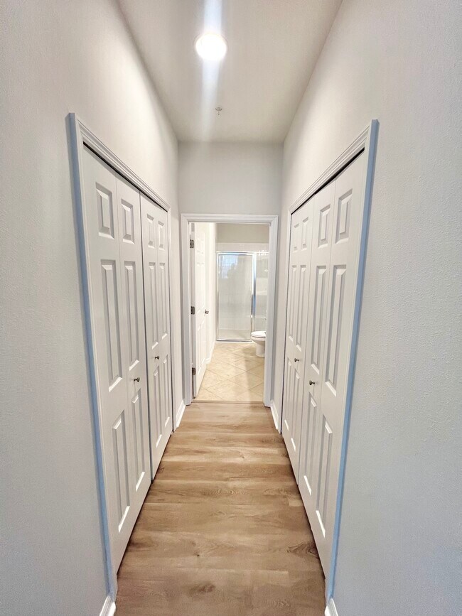 Master Bedroom Closet - 5427 Soapstone Pl