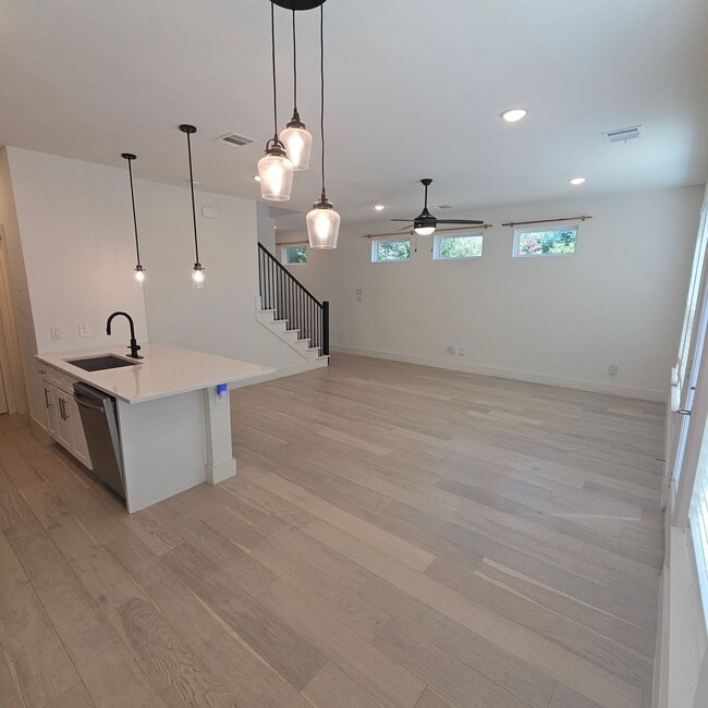 Building Photo - 7305 Bree Ct