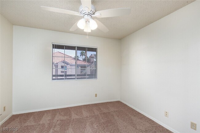 Building Photo - 1375 E Hacienda Ave