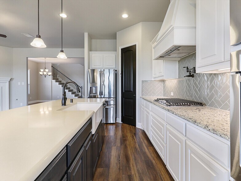 Building Photo - 2618 Thayne Dr