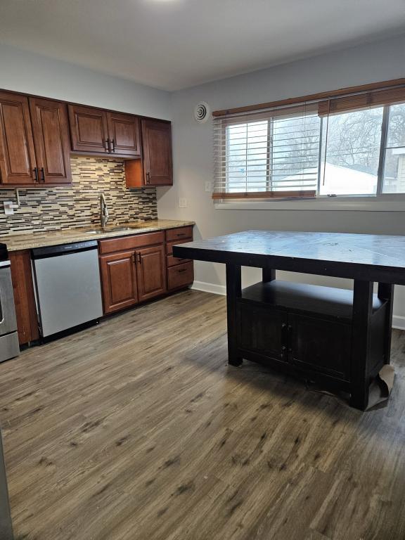 Building Photo - 1395 Freeland Ave