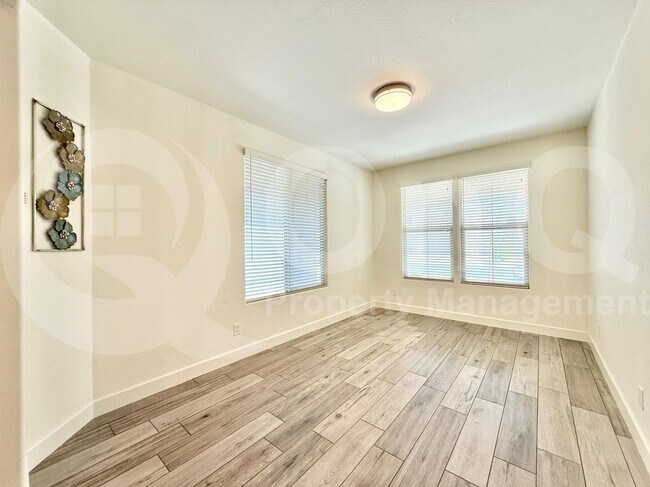 Building Photo - 9576 W Donald Dr