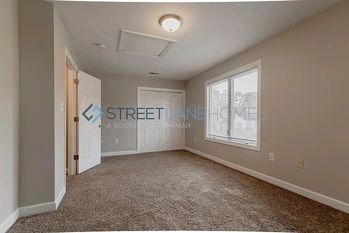 Building Photo - 3520 Wescott Dr NW