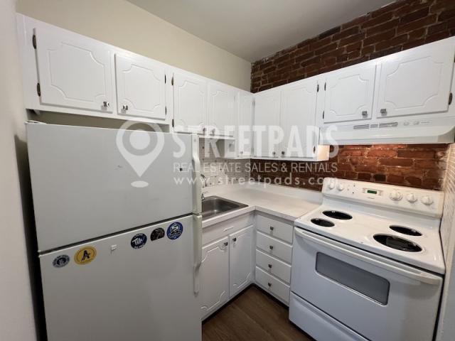 Building Photo - 1 bedroom in Boston MA 02130