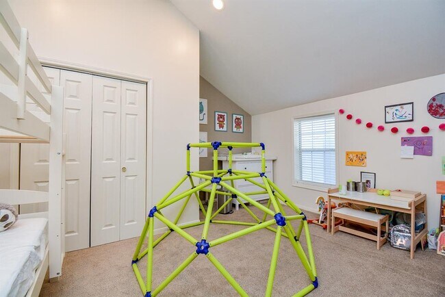 Building Photo - 2600 Nantucket Dr