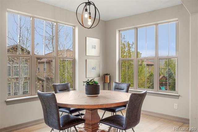 Building Photo - 15252 W Warren Dr