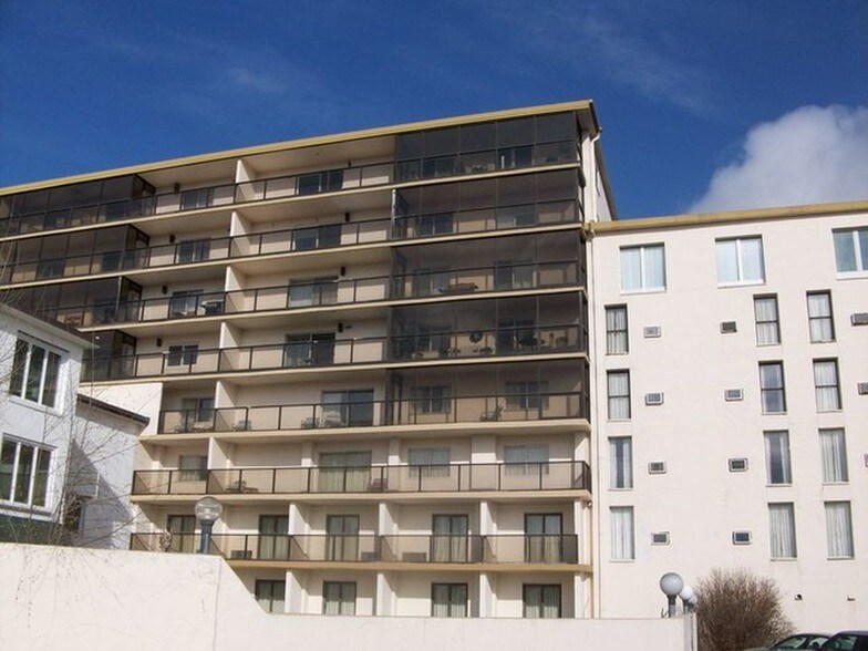 Building Photo - 1133 N 7th St