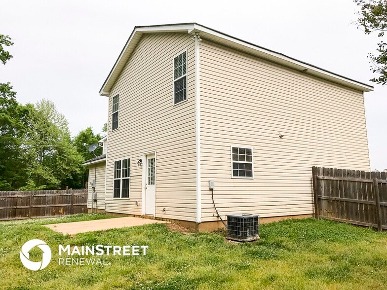 Building Photo - 554 Havenbrook Way NW