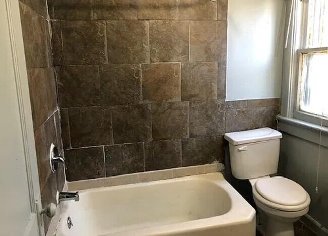 Building Photo - 4920 College Ave