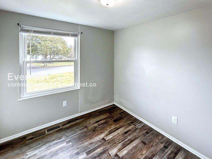 Building Photo - 6418 McLean St