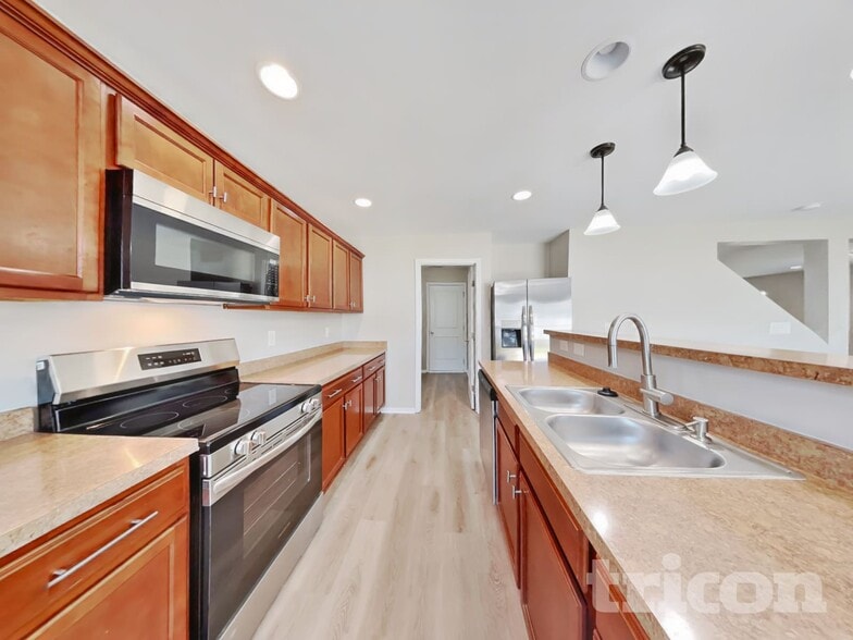 Building Photo - 514 Kerriann Ln