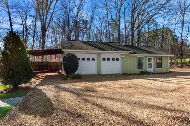 Building Photo - 124 Hoot Owl Ln
