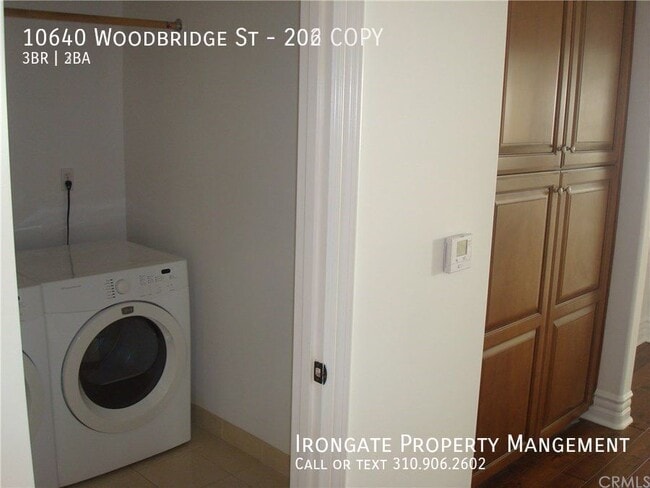 Building Photo - 10640 Woodbridge St