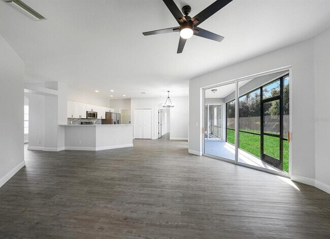 Building Photo - 1647 Squaw Ln