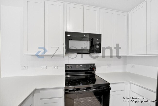 Building Photo - 6813 Haines Dr