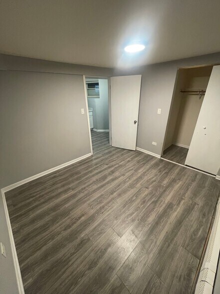 Building Photo - 4929 S Vincennes Ave